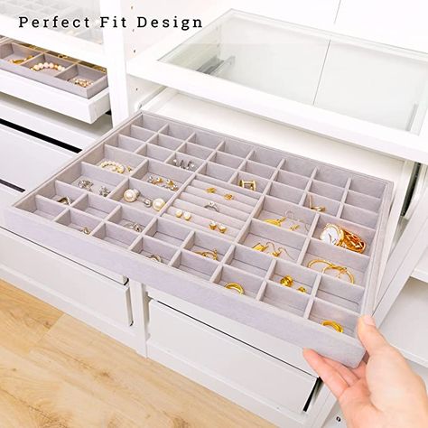 SIMPLE JOY® Jewellery Organiser for I K E A Pax Wardrobe Jewellery Tray Replaces Jewellery Box Jewellery Drawer Silver Grey Velour : Amazon.de: Jewellery Wardrobe Organisation Jewellery, Jwellary Organiser, Jewellery Drawer Organiser, Jewellery Storage Aesthetic, Collectors Room Ideas, Draw Organizer, Jewellery Drawer, Creating A Capsule Wardrobe, Jewelry Organizer Drawer