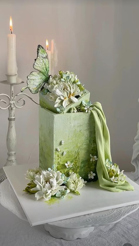 Rodjendanske Torte, Elegant Cake Design, Unique Cakes Designs, Buttercream Cake Decorating, Beautiful Cake Designs, Elegant Birthday Cakes, Green Cake, Beautiful Birthday Cakes, Cake Decorating Designs