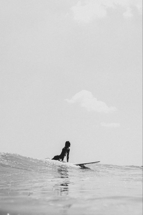 Landscape Tropical, Palm Tree Island, Surf Aesthetic, Green Scenery, Black And White Photo Wall, Black And White Beach, Surf Poster, Shotting Photo, Ocean Vibes