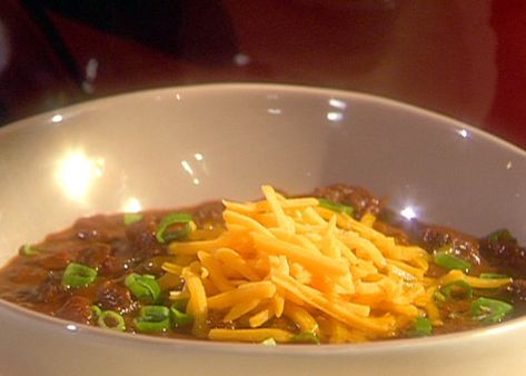 Emeril's Chuck Wagon Chili added almost 2lbs ground beef, 1c Jack Daniels Chuck Wagon Chili Recipe, Chuck Wagon Chili, Chili Recipe Food Network, Emeril Recipes, Emeril Lagasse Recipes, Emeril Lagasse, Chuck Wagon, Brisket Recipes, Chili Recipe