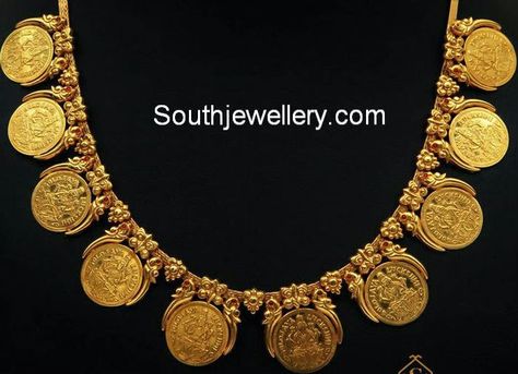 kasulaperu necklace Kasulaperu Necklace, Kasu Necklace, South Jewellery, Gold Coin Jewelry, Latest Jewellery Designs, Parrot Design, Gold Temple Jewellery, Gold Jewelry Simple Necklace, Gold Necklace Indian Bridal Jewelry