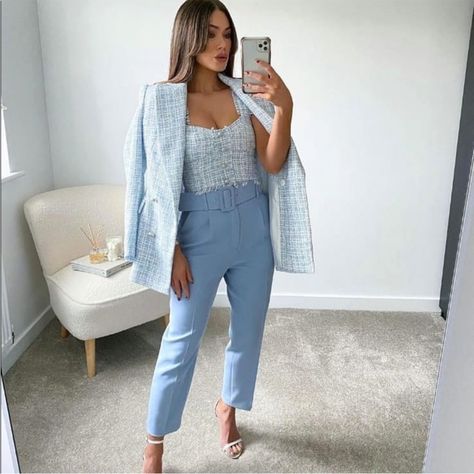 Questions? Leave A Comment Below! Lawyer Attire, Elegantes Outfit Damen, Formal Chic, Casual Work Outfits Women, Professional Outfits Women, Business Outfits Women, Zara Outfit, Business Casual Outfits For Work, Classy Work Outfits