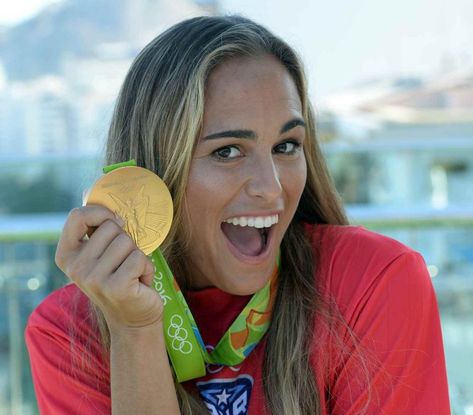 monica puig (semisquare-x3) Puerto Rican People, Olympic Winners, Monica Puig, Puerto Rican Pride, Puerto Rican Recipes, Hottest 100, Caribbean Sea, Inspirational People, Beautiful Islands