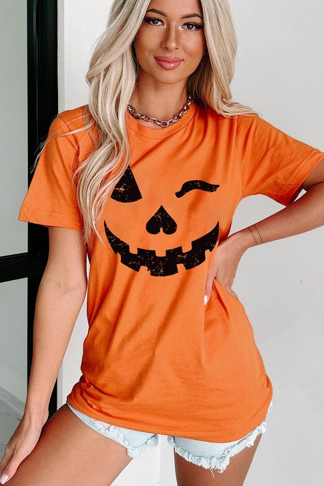 Lisa Fischer, Pumpkin Face, Face Print, Pumpkin Colors, Romper Outfit, Pumpkin Faces, Halloween Projects, Halloween Women, Halloween Pumpkin