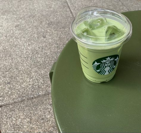 Starbucks Aestethic Photo, Matcha Starbucks, Te Chai, Starbucks Matcha, Starbucks Green, Matcha Latte, Summer 24, Green Aesthetic, Sage Green