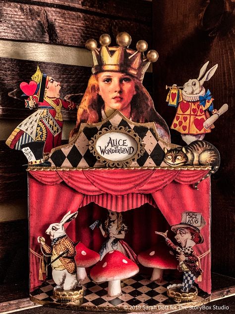 Arte Pop Up, Alice In Wonderland Crafts, Toy Theatre, Alice In Wonderland Party, Circus Theme, Wonderland Party, Adventures In Wonderland, Ap Art, Assemblage Art