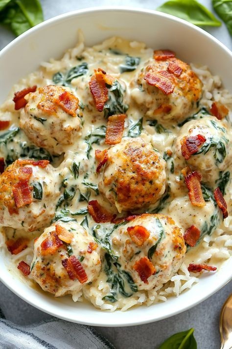 Baked Chicken Ricotta Meatballs - That Oven Feelin Chicken Ricotta Meatballs, Chicken Ricotta, Ricotta Meatballs, Savory Meatballs, Spinach Alfredo, Beef Meatballs, Delish Recipes, Chicken Meatballs, Cheesecake Bars