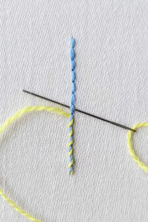 How to stitch: Backstitch and Whipped Backstitch - Elara Embroidery Backstitch Embroidery Designs, Stab Stitch Embroidery, Whip Stitch Embroidery, Whipped Stitch, How To Whip Stitch, Backstitch Embroidery, Whipped Stitch Embroidery, Whipped Backstitch, Embroidery Back Stitch