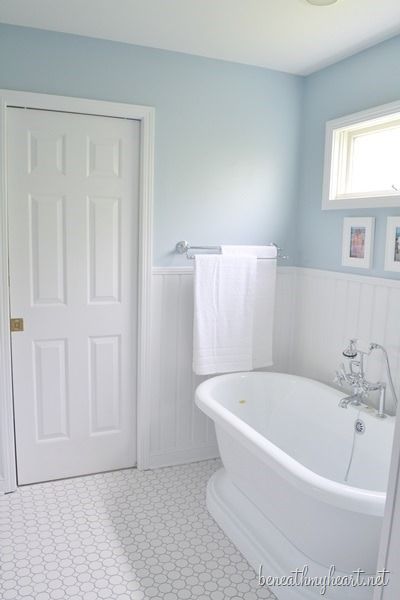 Bathroom Makeover Reveal Bathroom Paint Colors Behr, Bad Inspiration, Bathroom Paint Colors, Black And White Tiles, White Bath, Gorgeous Bathroom, Trendy Bathroom, Bathroom Redo, Floor Colors