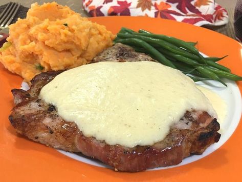 Soubise Sauce Recipe • A Delicious Creamy Onion Sauce! | Club Foody Creamy Onion Sauce, Soubise Sauce, Pesto Dip, Romesco Sauce, Onion Sauce, Just A Pinch Recipes, Brown Sauce, Wing Sauce, Just A Pinch