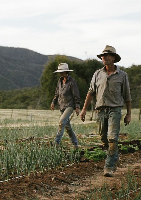 By stepping out of the way of Mother Nature, farmers are regenerating barren landscapes – and reaping the rewards. Farming Photography, Farming Family, Dad Aesthetic, Regenerative Farming, Modern Farmer, Business Photoshoot, Travel Australia, Fields Photography, Project Inspiration