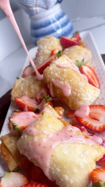 Tony Jones on Instagram: "I did a thing last night and made “Strawberry Cheesecake Egg Rolls” the strawberry icing sealed the deal !! … I followed @jcarmel egg roll recipe to a T and they came out absolutely delicious 🤤. Thank you for sharing this treat !!. Disclaimer before frying your egg rolls freeze them or freeze the filling before frying. 🍓 🍓 🍓 #sweettooth #freshbaked #eatcake #instacake #cakestagram #cakedesign#tastaviladecans #strawberryjam #strawberry #strawberries #homemade #food Strawberry Cream Cheese Egg Rolls, Strawberry Egg Rolls, Dessert Egg Roll Recipes, Strawberry Cheesecake Egg Rolls, Dessert Egg Rolls Recipe, Dessert Egg Rolls, Appetizer Desserts, Cheesecake Egg Rolls, Rolls Dessert