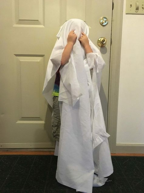 How To Make A Ghost Costume (It's Harder Than You Think!) Ghost Costume Sheet, Bedsheet Ghost, Vet Costume, How To Cut Fringe, Ghost Costume Kids, White Bedsheets, How To Make Ghosts, Ghost For Halloween, Ghost Diy