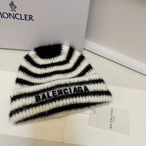 Balenciaga Hat, Wool Knit Hat, Balenciaga Fashion, Lv Fashion, Balenciaga Women, Wool Hat Knit, Mens Boots Fashion, Louis Vuitton Fashion, Hat Beanie