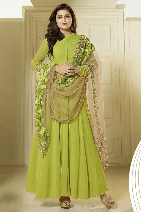 Stunning Green and Beige Anarkali Suit   #Anarkali #Anarkalisuits #Anarkalidresses #Anarkaliforocassions Anarkali With Heavy Dupatta, Plain Anarkali With Heavy Dupatta, Plain Dress With Heavy Dupatta, Dress With Heavy Dupatta, Plain Anarkali, Orang India, Drashti Dhami, Heavy Dupatta, Gaun Fashion