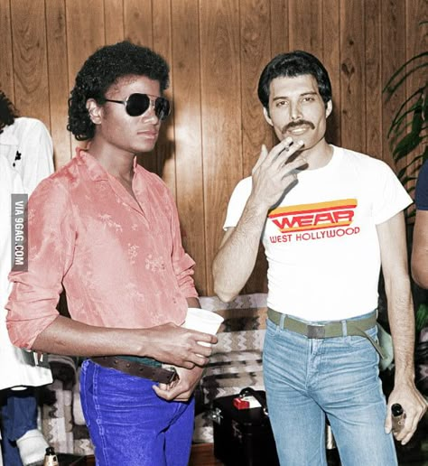 A colorized B&W photo of Michael Jackson and Freddie Mercury, 1981. Freddie Mercury Michael Jackson, Queen Songs, Freddy's Nightmares, Vision Wall, Hee Man, Michael Jackson Wallpaper, Posters Music, Photos Of Michael Jackson, Michael Cera