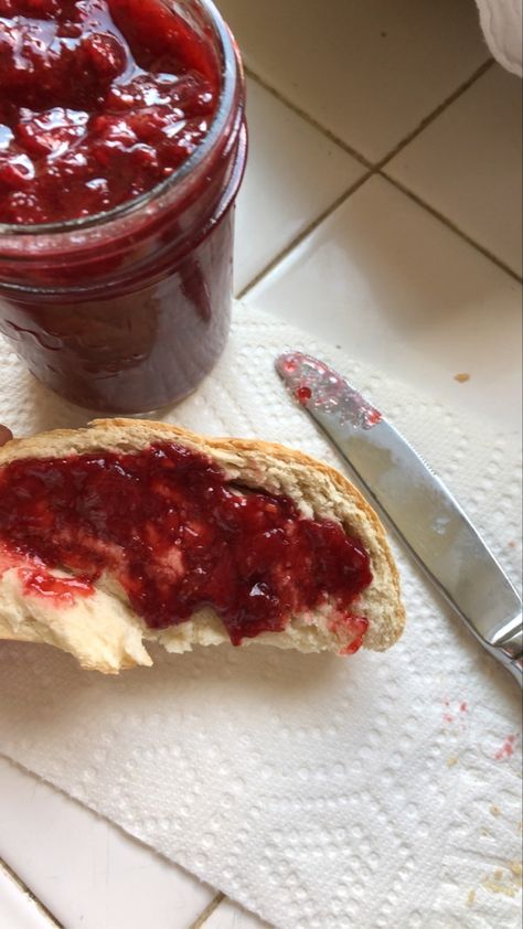 homemade strawberry jam & bread Strawberry Jam Bread, Bread With Jam, Jam Aesthetic, Jam Bread, Bread Jam, Homemade Strawberry Jam, Food Stations, Food Is Fuel, Strawberry Jam