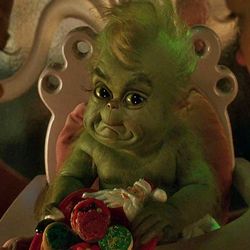 All Mixed Together — {The Grinch icons} please like or reblog if you... Immagini Grinch, Funny Christmas Wallpaper, Der Grinch, The Grinch Movie, Baby Grinch, Christmas Phone Wallpaper, Kids' Movies, Grinch Stole Christmas, Christmas Icons