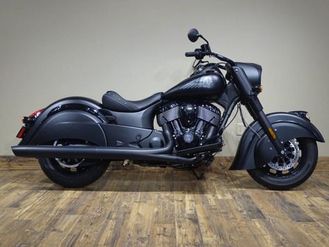 The 20 Best Indian Motorcycle Models in the Last 5 Years Indian Chief Classic, Indian Scout Sixty, Indian Motorbike, Diy Motorcycle, Futuristic Motorcycle, Indian Motorcycles, Dirt Bike Girl, Indian Scout, Motorcycle Pictures