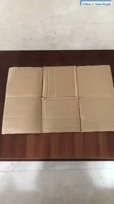 Figen on Twitter: "This is a good idea to encourage kids to do their own thing. https://t.co/SJZjmZw7TF" / Twitter Cardboard Shirt Folder How To Make, Diy Clothes Folder, Cardboard Folder, Clothes Folding Board, Shirt Folding Board, T Shirt Folding, Folding Board, Packing Hacks Clothes, Shirt Folding