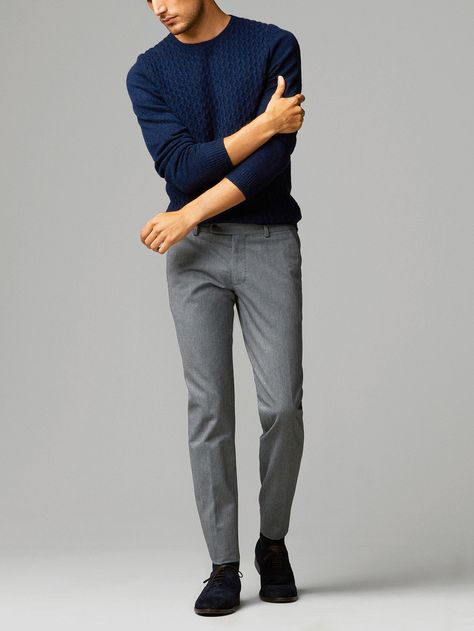 grey & blue Grey Trousers Outfit Men, Grey Pants Outfit, Mens Work Outfits, Minimalist Fashion Men, Pants Outfit Men, Formal Men Outfit, Trousers Men, Look Formal, Smart Casual Men