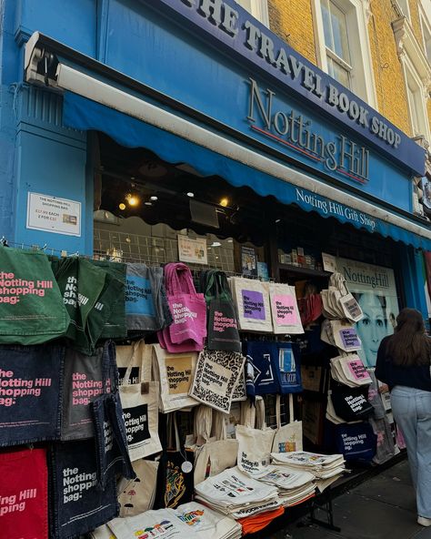 update 😼 Notting Hill Aesthetic, Notting Hill Bookshop, Page Aesthetic, Hill Aesthetic, Notting Hill London, Aesthetic City, Explore Travel, Notting Hill, Travel Book