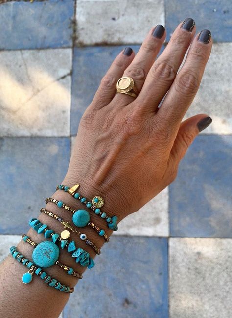 Turquoise jewelry outfit