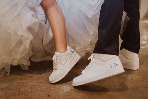 Wedding Dress With Nike Shoes, Wedding Dress With Air Force Ones, Groom Sneakers Wedding, Wedding Air Forces, Bride With Sneakers, Wedding Dress With Sneakers, After Party Wedding Dress, After Party Wedding, Sneakers Wedding