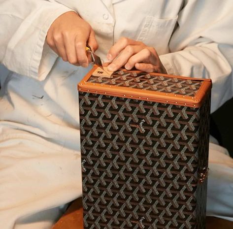 The art of trunk-making - Maison Goyard Goyard Trunk, Travel Trunk, Trunk Bag, Pet Bowls, Card Holder Wallet, Small Leather Goods, Handbag Backpack, Bag Straps, Travel Accessories