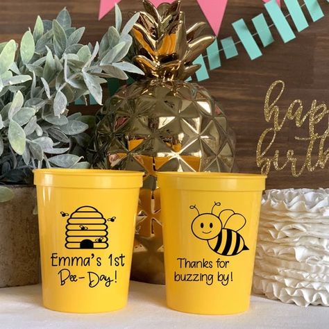 Bee Cups, Bee Themed Birthday Party, 1st Bee Day, Cup Photo, Bee Birthday Party, Bachelorette Bachelor Party, Stadium Cups, 1st Birthday Themes, Bee Day