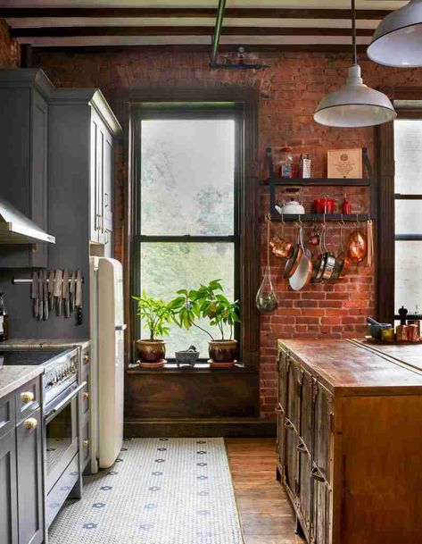 Exposed Brick Victorian Kitchen, Brick Loft Kitchen, Sense And Sensibility Cottage, Brick Cottage Kitchen, Vintage Style Kitchen Ideas, Exposed Brick In Kitchen, Vintage Brick Backsplash Kitchen, Brick Walls Kitchen, Kitchen Ideas Brick