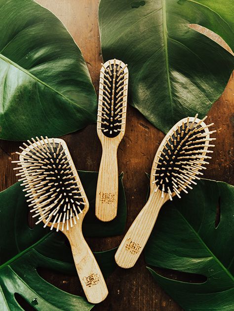 Hair Brush Photography, Wooden Hair Brush, Natural Hair Brush, Long Hair Care, Hair Portrait, Wooden Brush, Eco Beauty, Eco Friendly Accessories, Hair Photography