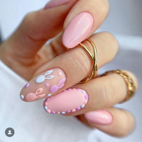 Easter is just around the corner, and there's no better way to get into this happy springtime holiday than with cute Easter nails. Cute chicks, bunnies,\ #EasterNails #EasterNailArt #EasterNailDesigns  #SpringNails #PastelNails #BunnyNails #EggNailArt #FloralNails #EasterBunnyNails #EasterEggNails #NailArtInspiration #NailArtLovers #CuteNails  #NailArtOfTheDay #HolidayNails Easter Spring Nails, Easter Nail Art Designs, April Nails, Bunny Nails, Easter Nail Designs, Easter Nail, Easter Nail Art, Cute Spring Nails, Easter Nails