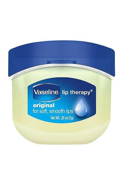 The real truth about petroleum jelly Vaseline Eyelashes, Vaseline Original, Vaseline Uses, Vaseline Jelly, Vaseline Lip Therapy, Vaseline Lip, Lip Therapy, Petroleum Jelly, Beauty Tips For Face