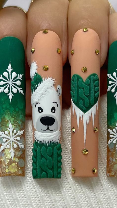 Nails Art 2024, Christmas Nails Nail Art, Extra Christmas Nails, 3d Christmas Nails, Uñas Nail Art, Nails Navidad, Nail Art Noel, Unghie Sfumate, 3d Nail Art Designs