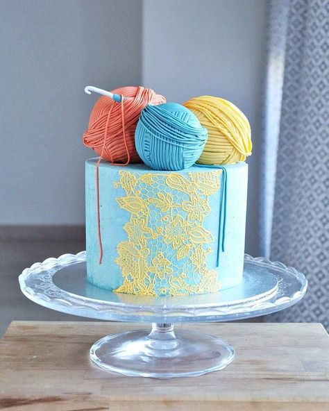 Crochet Cake by rincondulcebysusana Knitting Cake, Cookie Recipes For Kids, Crochet Cake, Birthday Cake Recipe, Yarn Cake, Different Cakes, Themed Birthday Cakes, Pretty Birthday Cakes, Cake Icing