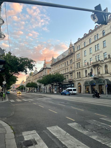 #budapesthungary #budapest #city #travel #sunrise #morning #sky #street Morning Street, City Morning, Morning City, Catching Flights, Budapest City, Insta Poses, Morning Sky, Pre Production, City Scene