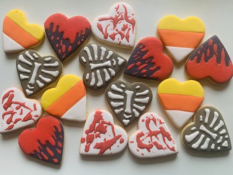 Halloween With Friends, Cookies For Halloween, Royal Icing Cookies Recipe, Halloween Heart, Food Allergens, Heart Cookies, In The Bag, Icing Cookies, Halloween Cookies