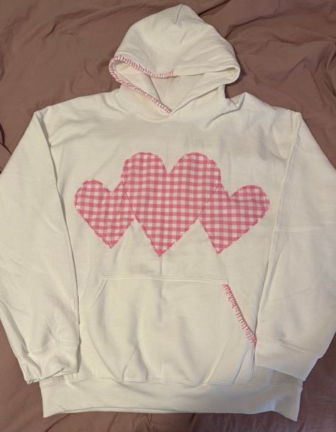 Three Heart Sweatshirt - Etsy UK Baggy Hoodies, Sweatshirt Preppy, Patch Sweatshirt, Heart Patch, Vintage Long Sleeve, Winter Clothes, Autumn Winter, Harajuku, Long Sleeve