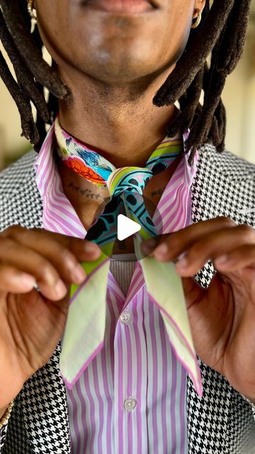 Quentin Stayfly Thrash on Instagram: "How to Tie a Neckerchief!  #thrashbespoke #mensfashion #suits #blackowned #ootd #menswear #grwm #neckerchief #hankerchief #neckscarf" Men With Scarf Outfits, How To Tie A Neckerchief, Neckerchief Outfit Men, Neckerchief Men, Neckerchief Outfit, Diy Fashion Videos, Mens Neckwear, Handkerchief Men, Tie Men