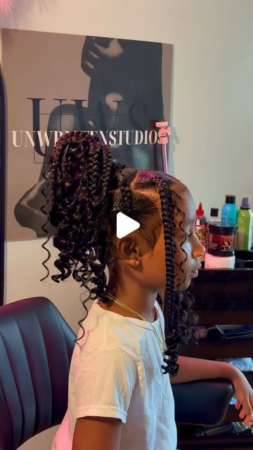 𝐔𝐍𝐖𝐑𝐈𝐓𝐓𝐄𝐍𝐒𝐓𝐔𝐃𝐈𝐎𝐒 | Stylist & Trainer on Instagram: "My nieces get the best of the best🤭. Boho knotless kid friendly❤️‍🔥 @ladiqia @darealruby  - - - - #kidfriendly #kidhairstyles #explore #boho #knotlessbraids #knotlessboxbraids #kid #hairstylist #braids #braider" Boho Kids Braids, Kids Boho Knotless Braids, Boho Braids For Kids, Kids Boho Braids, Kids Knotless Box Braids, Kids Hairstyles Black, Toddler Braid Styles, Toddler Braids, Kids Style Hair