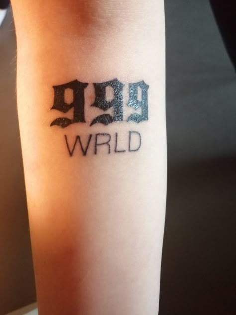 Juice WRLD tattoo 999 Juice Wrld Hand Tattoo, Juice Wrld Tattoos, 999 Tattoo, Wrld 999, Neck Tattoo For Guys, Skeleton Hand Tattoo, Hand Tattoos For Women, Shoulder Tattoos For Women, Tattoo Font