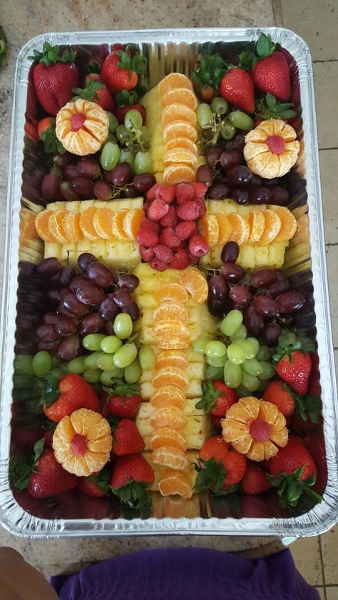 Easter Cross made with Fruit Easter Fruit Kebab, Easter Themed Fruit Tray, Fruit Tray Easter, Cross Cakes For Easter, Cross Fruit Platter, Easter Edible Arrangements, Easter Fruit Platter, Cross Fruit Tray, Easter Fruit Ideas