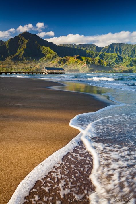 Hanalei Bay, Kaua Hanalei Bay Kauai, Kauai Island, Earth Photography, Hanalei Bay, Romantic Honeymoon Destinations, Kauai Hawaii, Hawaii Travel, Kauai, Honolulu