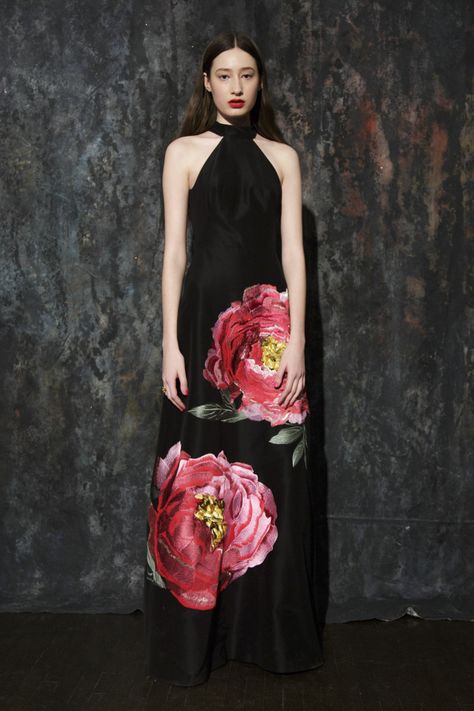 Alice Archer RTW Fall 2017 – WWD Hand Painted Gowns, Valentines Bouquet, Oscar Dresses, Floral Gown, Pippa Middleton, Current Fashion, Embroidery Fashion, British Vogue, Red Outfit