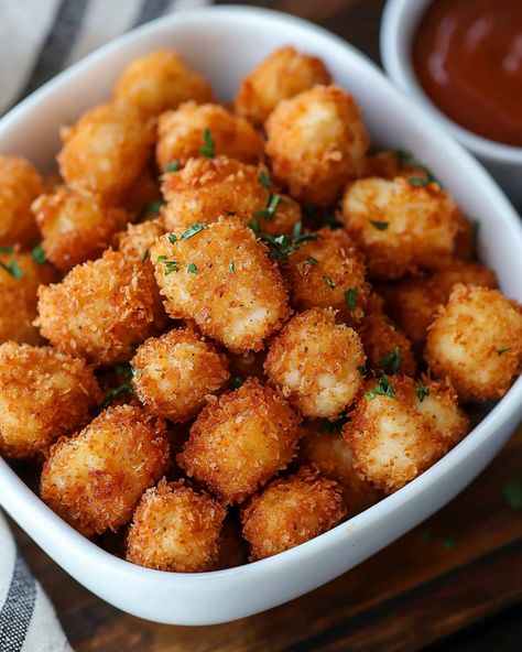 Homemade Crispy Popcorn Chicken Recipe | Ready in 35 Minutes - My Home Made Recipe Chicken Popcorn Recipe, Homemade Popcorn Chicken, Poutine Gravy, Chicken Poutine, Fried Cheese Bites, Chicken Popcorn, Easy Popcorn, Popcorn Chicken Recipe, Chicken Dumpling Soup