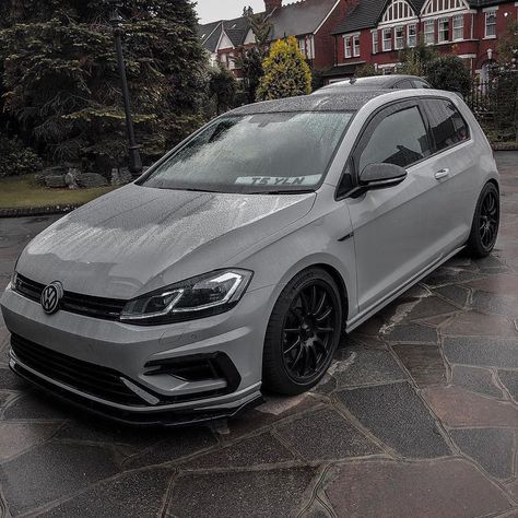 Vw Golf R Mk7, Vw Pointer, Polo Car, Car Stripes, Volkswagen Beetles, Nardo Grey, Butterfly Dragon, Vw Vans, Volkswagen Golf R