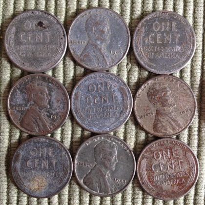 1943 Silver Wheat Penny Value - Here's How To Tell The Difference Between A Rare 1943 Copper Penny And A Common 1943 Steel Penny | The U.S. Coin Guide 1943 Penny, Copper Pennies, Wheat Penny Value, Old Pennies Worth Money, Steel Penny, Old Coins Value, Rare Pennies, Valuable Pennies, Penny Values