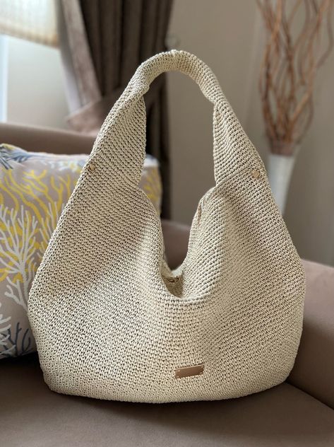 Best Seller HOBO Bag, Knitted Shoulder Bag, Straw Summer Bag, Knitted Beige Bag Crochet Bag Big Knitted Bag off White Paper Yarn Tote - Etsy Crochet Hobo Bag, Yarn Tote, Crochet Beach Bags, Simple Bag, Lace Bag, Bag Pattern Free, Moda Paris, Beige Bag, Crochet Market Bag