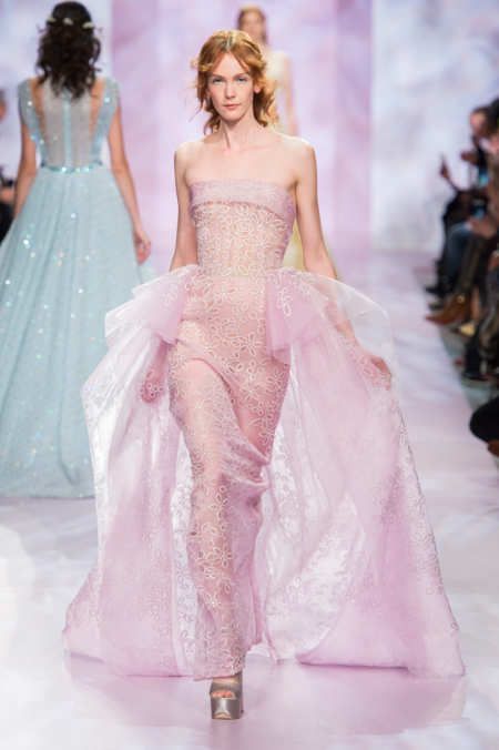 Geek House, Runway Gowns, Dreamy Gowns, Mode Rose, Georges Chakra, Madame Figaro, Haute Couture Dresses, Couture Runway, Spring 2017